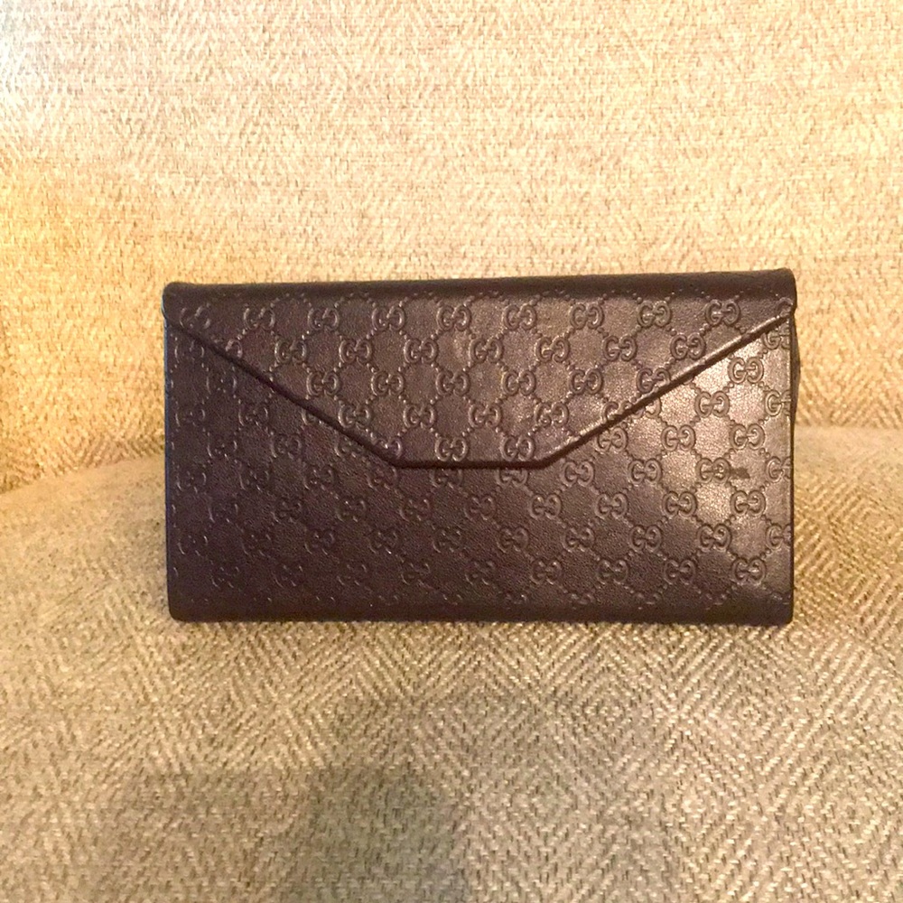 Authentic Leather Gucci sunglass holder like New